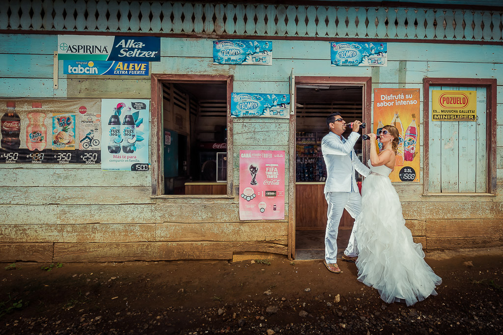 Trash the dress Costa Rica Guanacaste 
