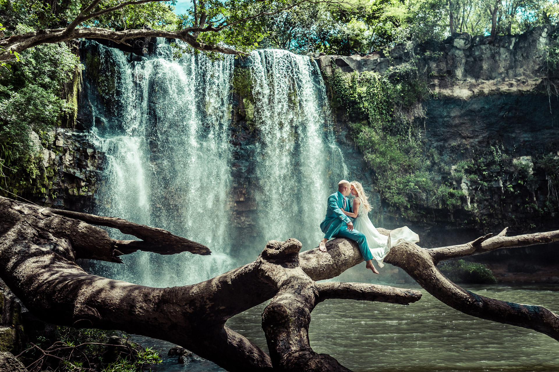 Waterfall wedding Costa Rica